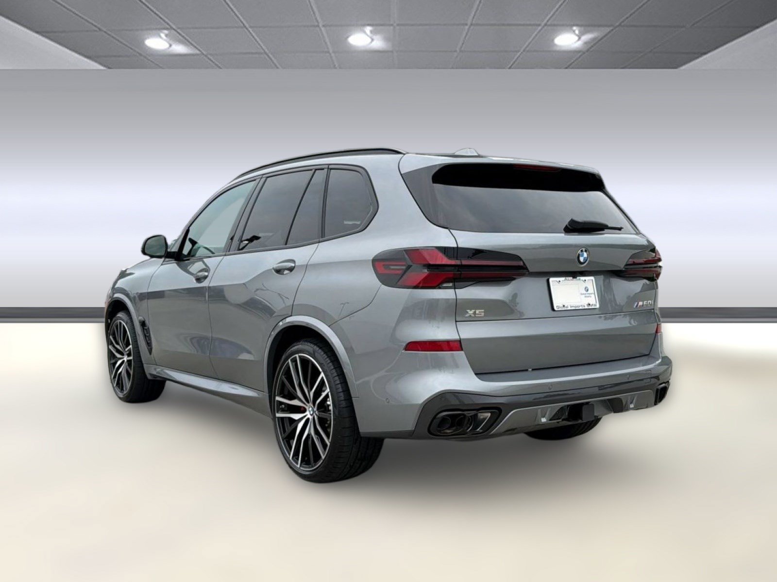 New 2026 BMW X5 M60i AWD/4WD image 3