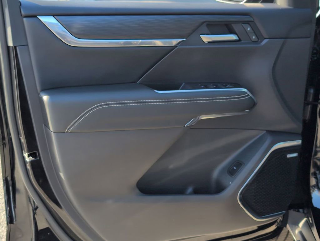 Certified 2026 GMC Acadia Elevation FWD image 18