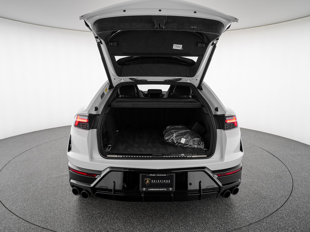 Used 2025 Lamborghini Urus SE AWD/4WD image 38