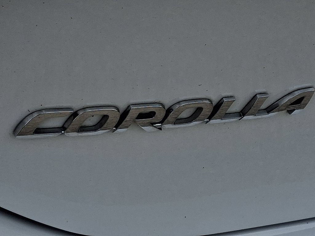 Used 2015 Toyota Corolla S FWD image 30