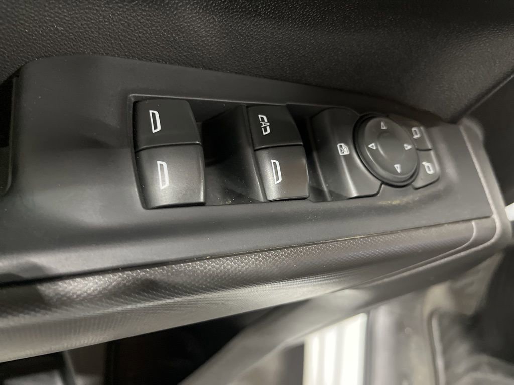 Certified 2022 Chevrolet Silverado 1500 Custom AWD/4WD image 16