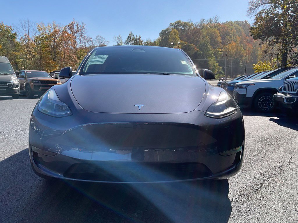 Used 2023 Tesla Model Y Performance AWD/4WD image 2