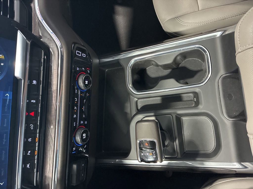 Used 2024 Chevrolet Silverado 1500 LTZ w/ Technology Package image 34