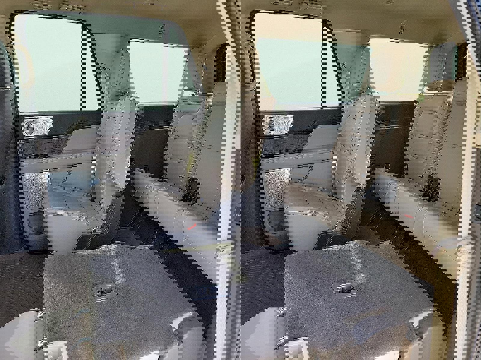 Used 2022 Lincoln Navigator L Reserve image 8