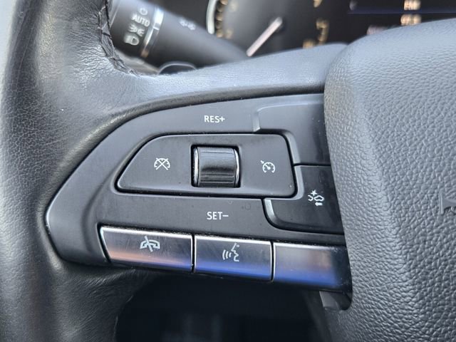 Used 2022 Cadillac XT4 Premium Luxury w/ Enhanced Visibility Package image 23