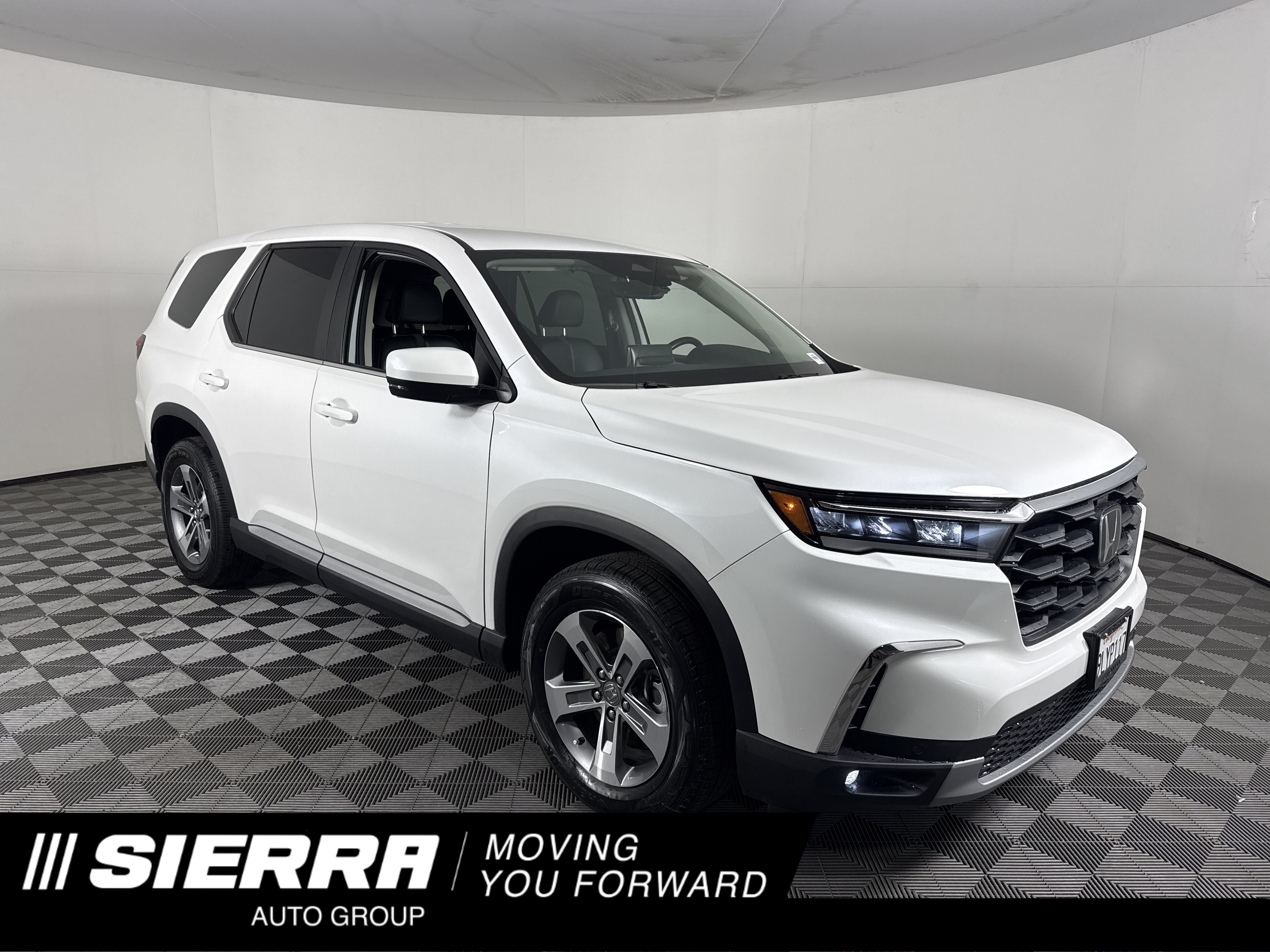 Certified 2024 Honda Pilot EX-L image 1