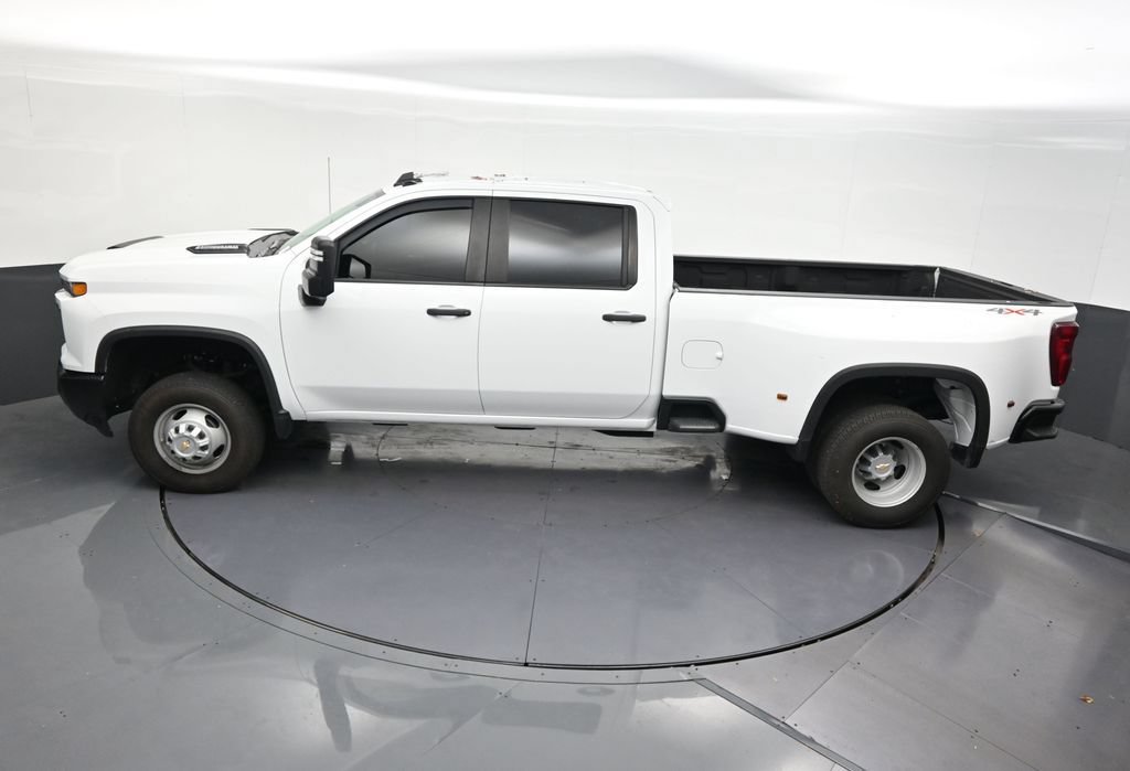 Used 2025 Chevrolet Silverado 3500 W/T AWD/4WD image 16