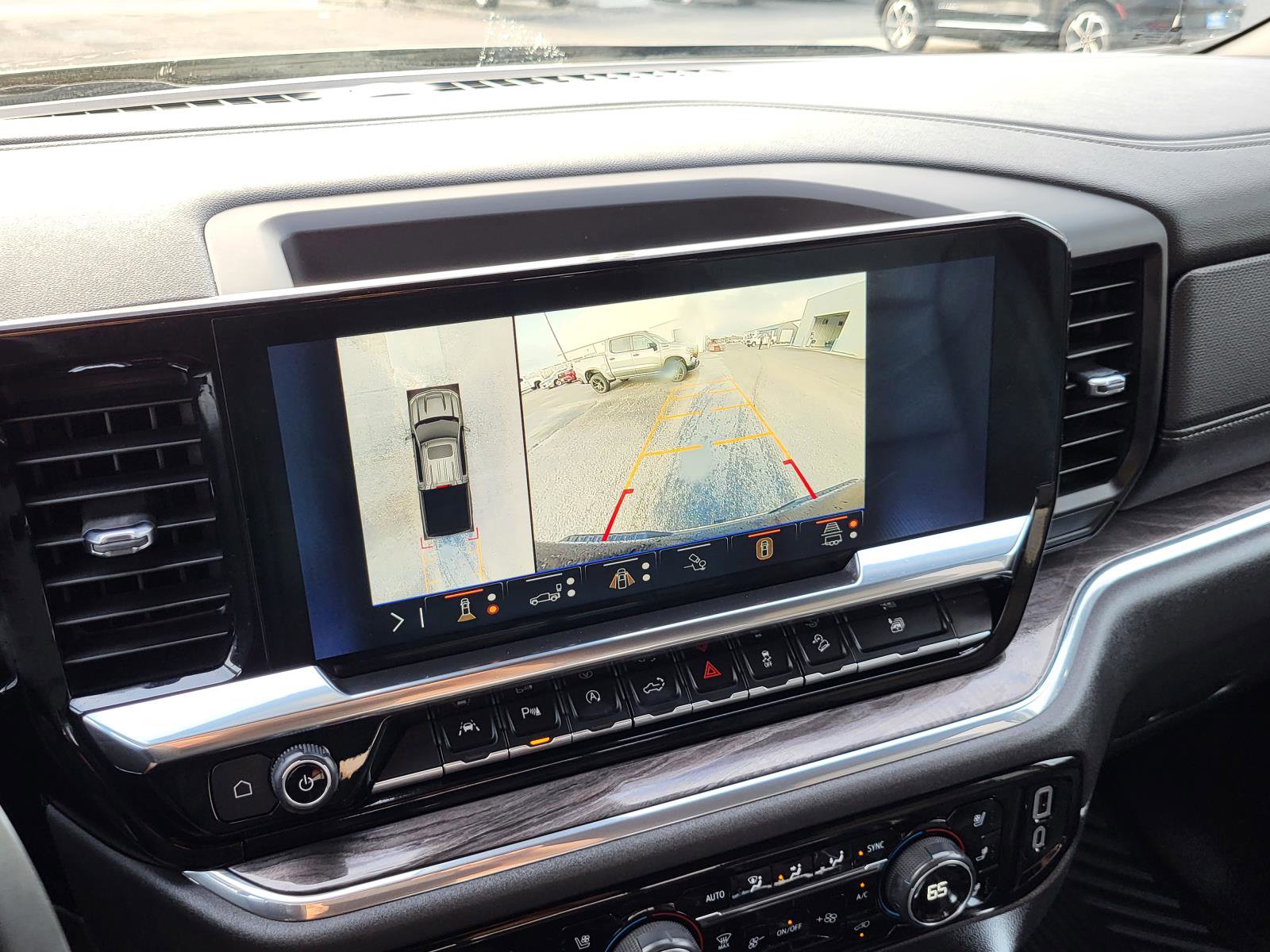 Used 2024 Chevrolet Silverado 1500 LTZ w/ LTZ Convenience Package II image 26