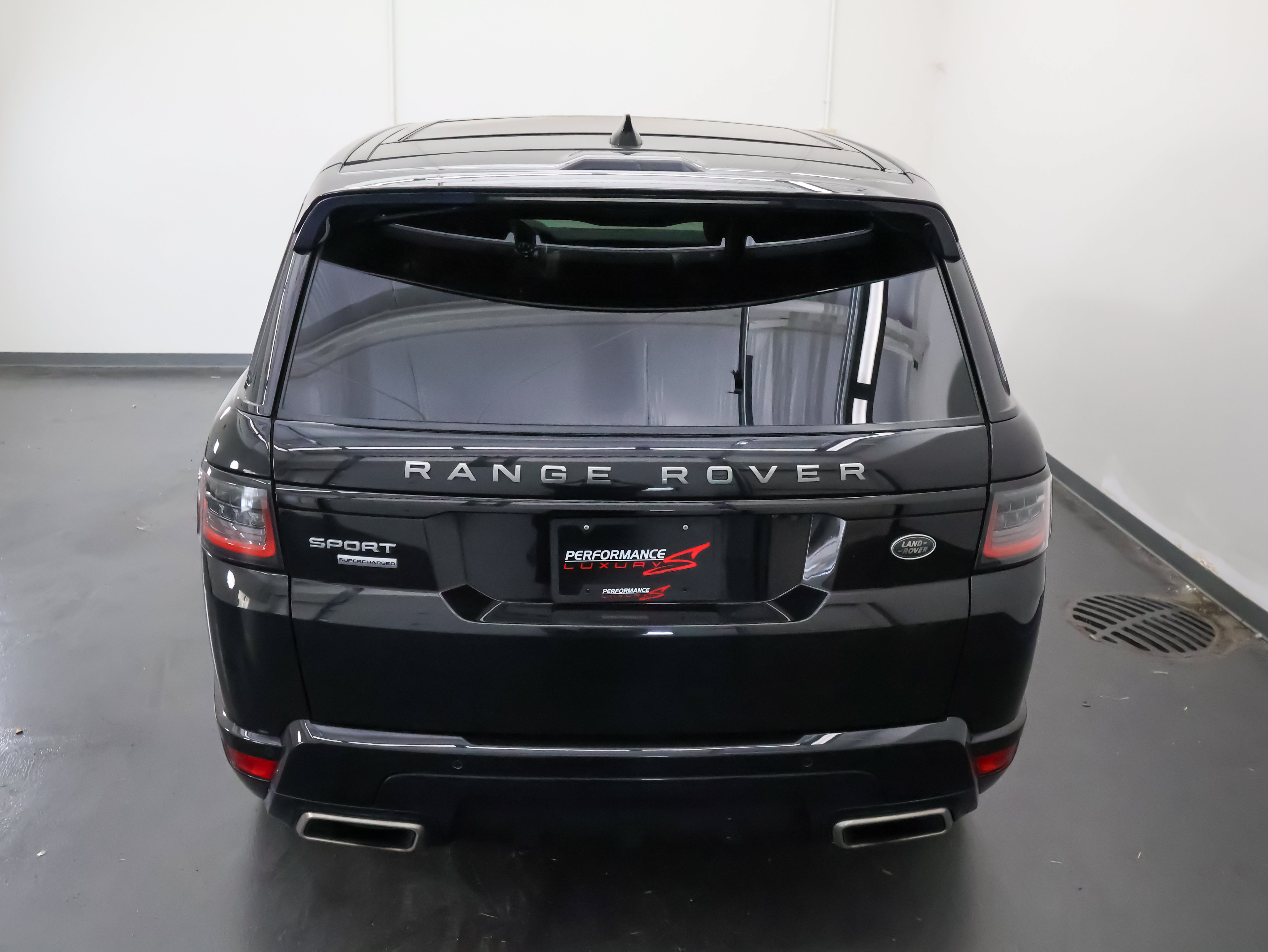 Used 2018 Land Rover Range Rover Sport Supercharged AWD/4WD image 10