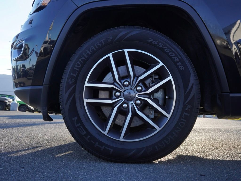 Certified 2022 Jeep Grand Cherokee Limited image 10