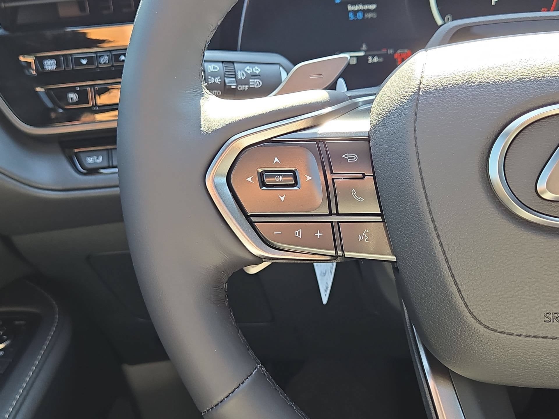 Certified 2026 Lexus TX 350 AWD w/ Technology Package image 21