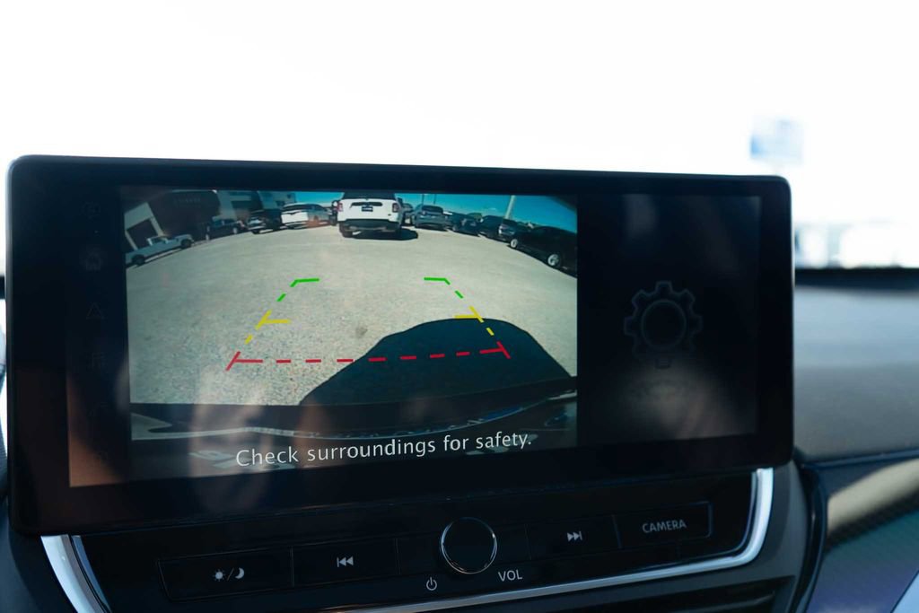 Used 2024 Nissan Altima 2.5 SR w/ SR Premium Package image 23