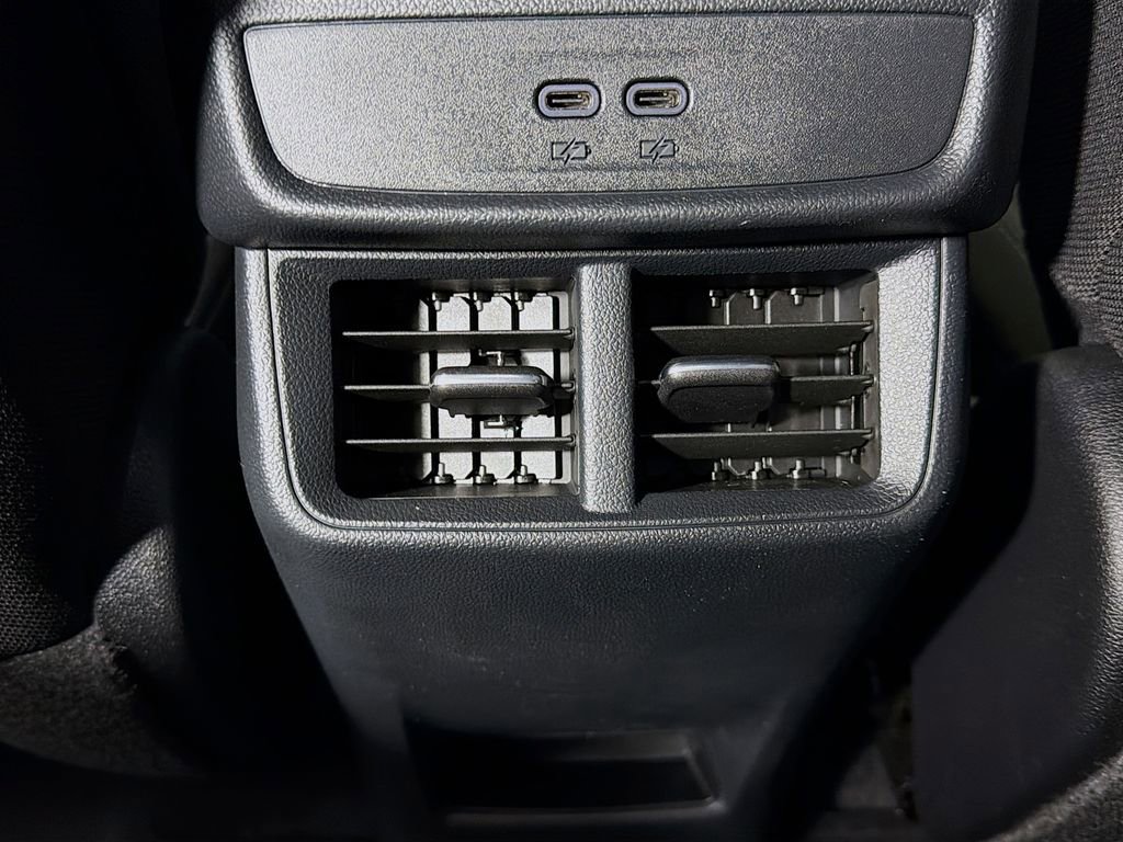 New 2026 Chevrolet Equinox LT image 25