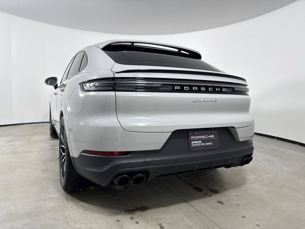 Used 2026 Porsche Cayenne S image 16
