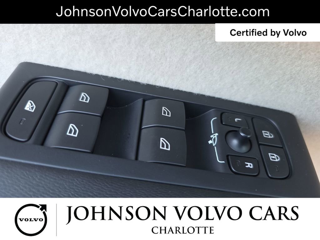 Certified 2023 Volvo XC40 B5 Plus w/ Driver Assist Package image 30