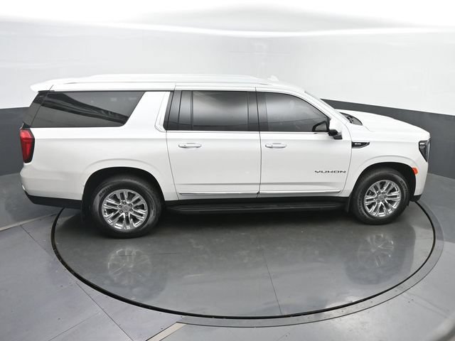Used 2024 GMC Yukon XL SLT w/ SLT Luxury Package AWD/4WD image 43