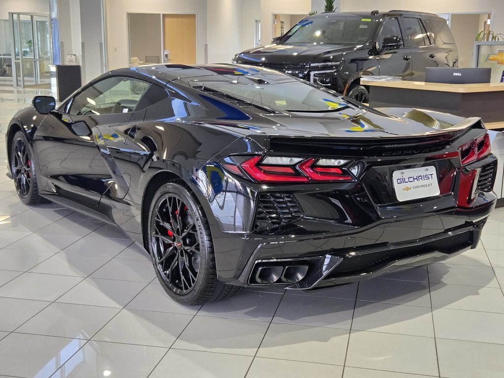 New 2027 Chevrolet Corvette Stingray Coupe w/ 1LT RWD image 6