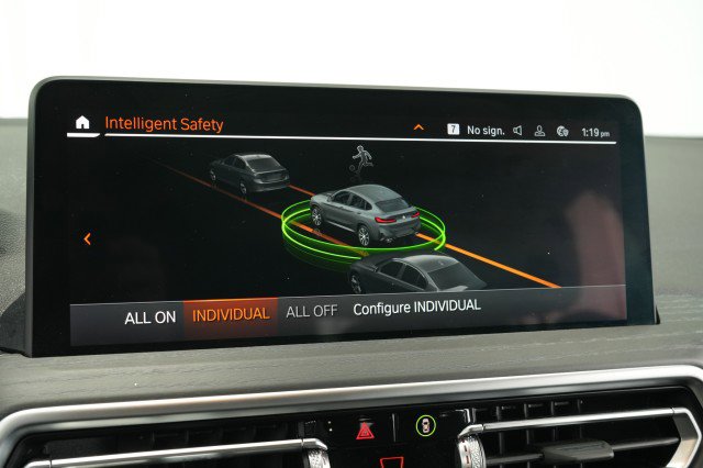 Used 2022 BMW X4 xDrive30i w/ M Sport Package 2 image 41