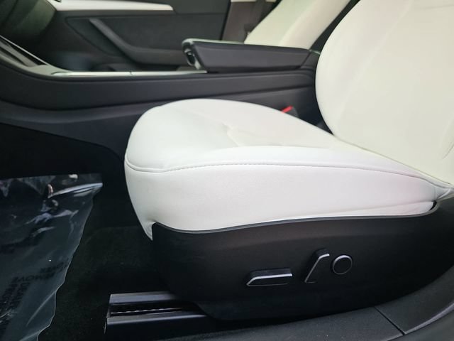 Used 2023 Tesla Model 3 Standard Range RWD image 25