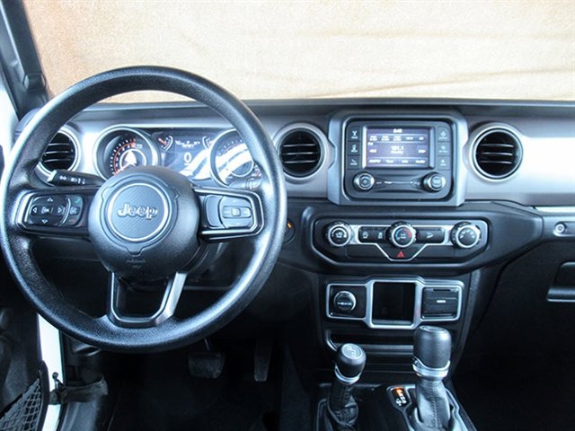 Used 2018 Jeep Wrangler Unlimited Sport image 17