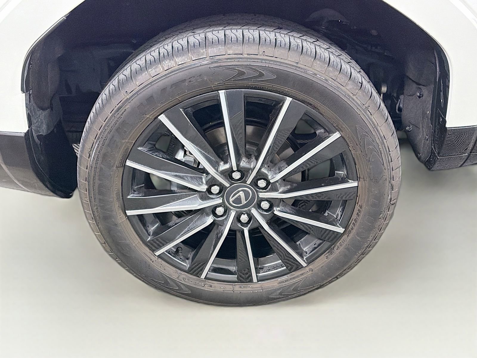 Used 2025 Lexus GX 550 w/ Cold Area Package AWD/4WD image 36