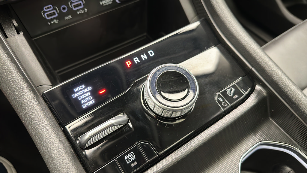 Used 2024 Jeep Grand Cherokee Limited 4xe AWD/4WD image 19