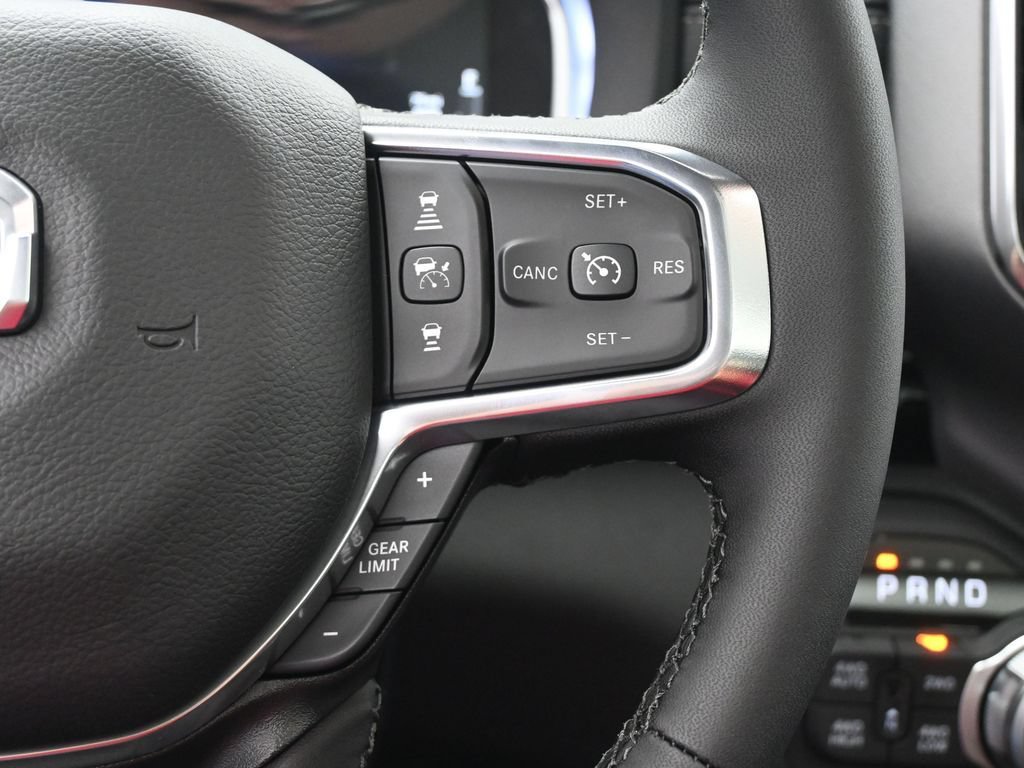 New 2026 RAM 1500 Laramie AWD/4WD image 10