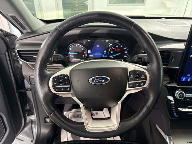 Used 2023 Ford Explorer Limited w/ Limited Technology Package RWD image 27