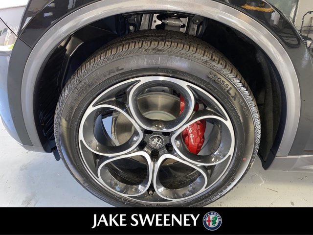 Used 2023 Alfa Romeo Stelvio Ti image 20