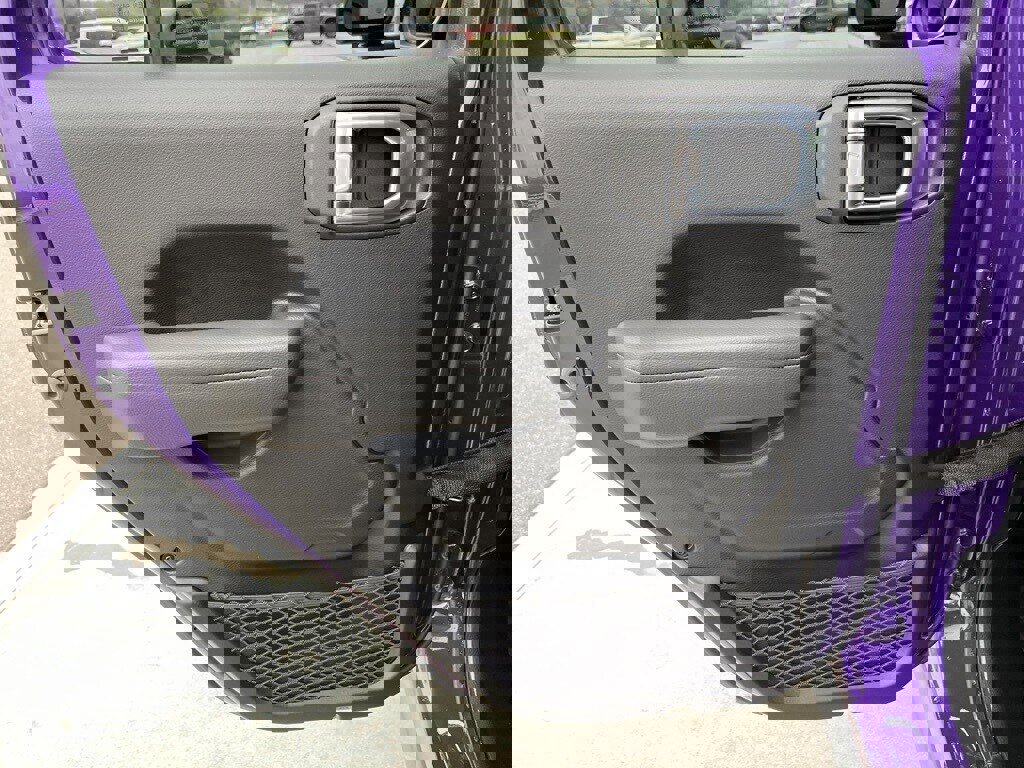 New 2026 Jeep Wrangler Unlimited Rubicon w/ Technology Group image 17