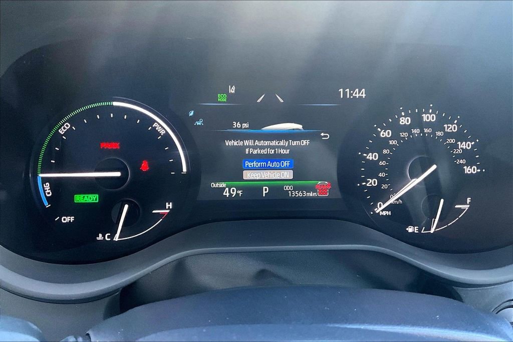 Certified 2026 Toyota Sienna LE image 2