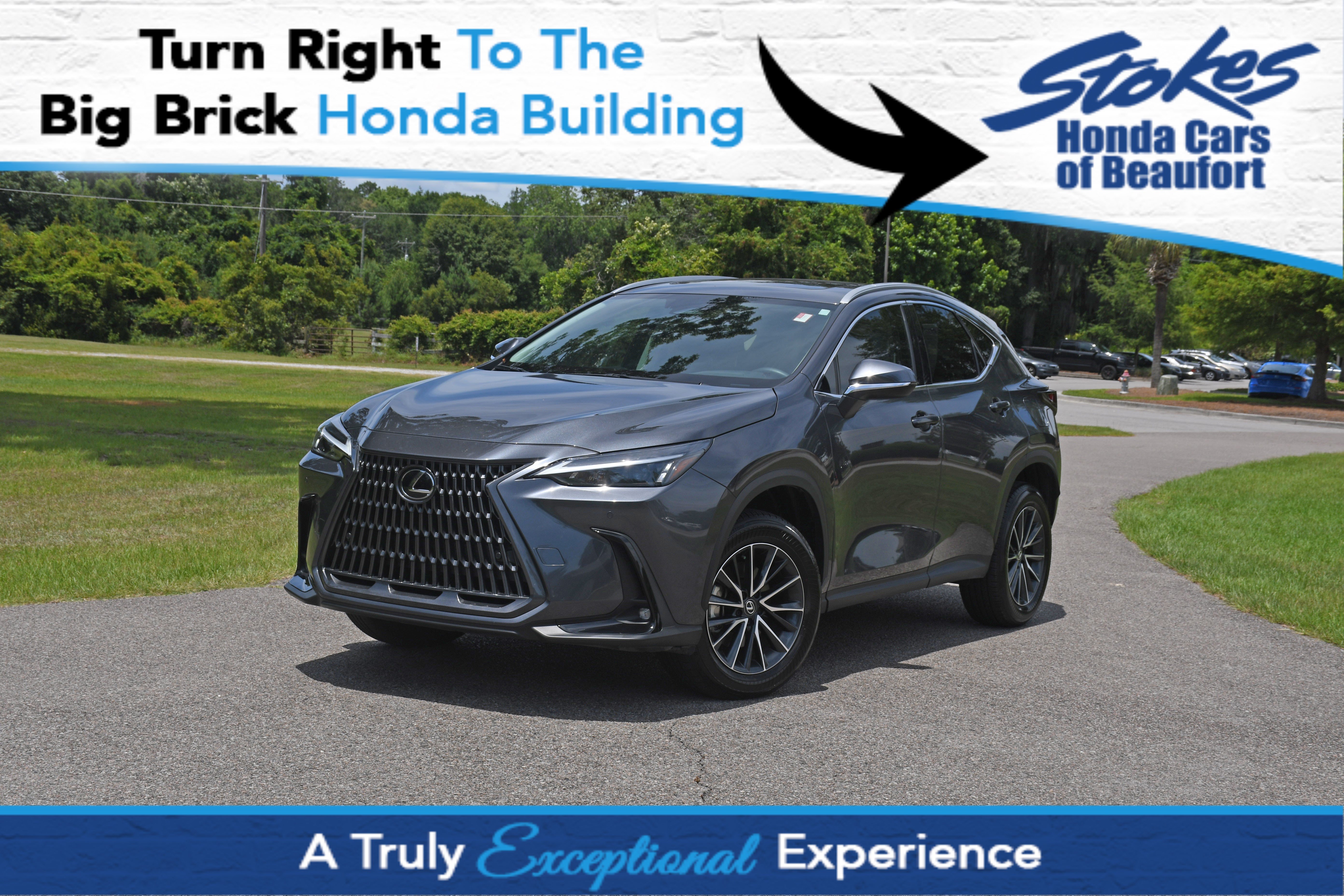 Used 2025 Lexus NX 250 FWD w/ Premium Package image 1
