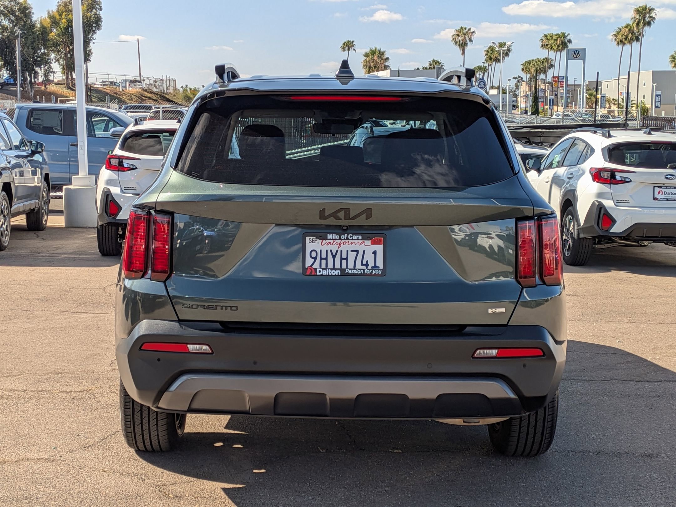 Used 2023 Kia Sorento S AWD/4WD image 3