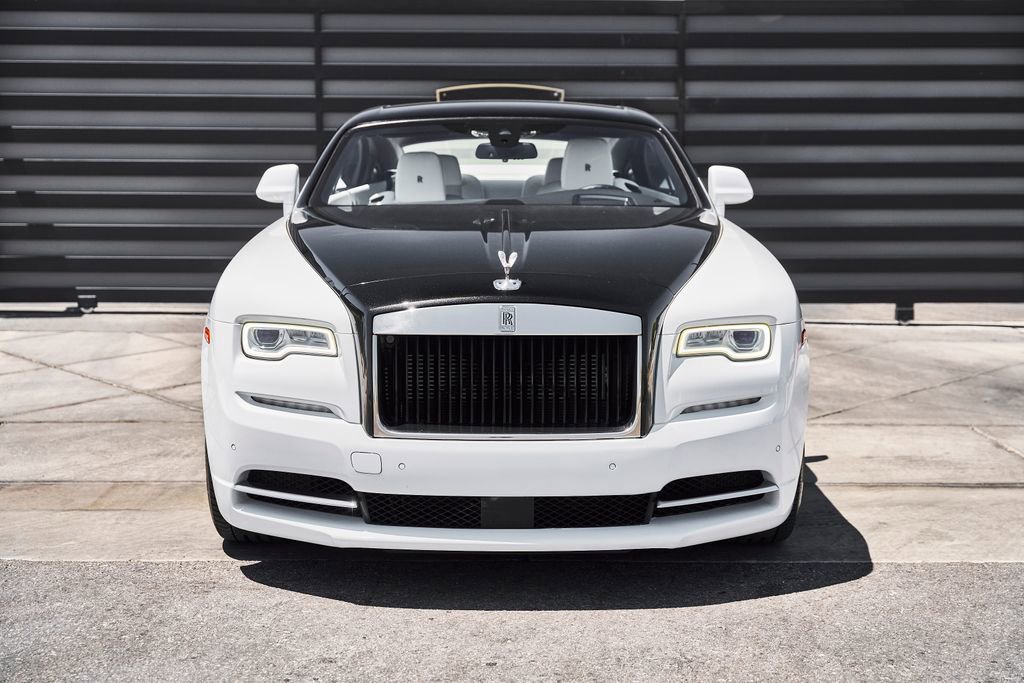 Used 2019 Rolls-Royce Wraith RWD image 16