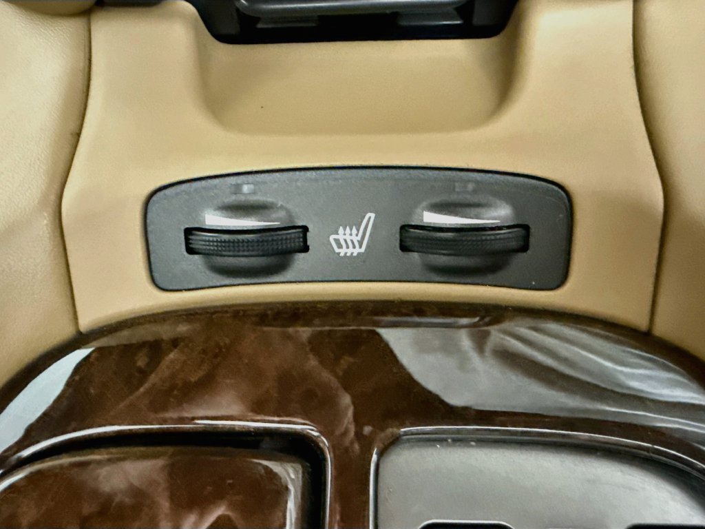 Used 2006 Lexus SC 430 Convertible w/ Preferred Accessory Pkg RWD image 23