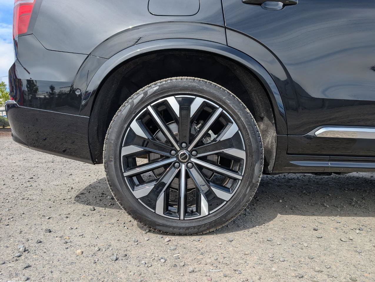 Used 2026 Volvo XC90 B6 Ultra AWD/4WD image 28