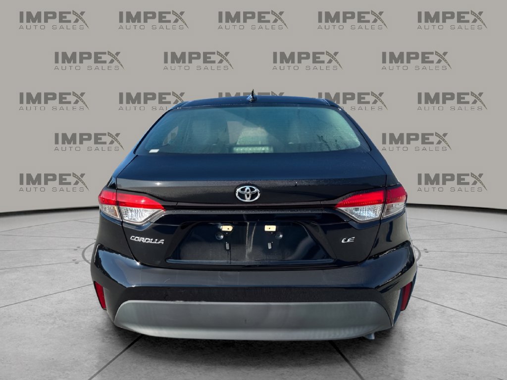 Used 2023 Toyota Corolla LE FWD image 4