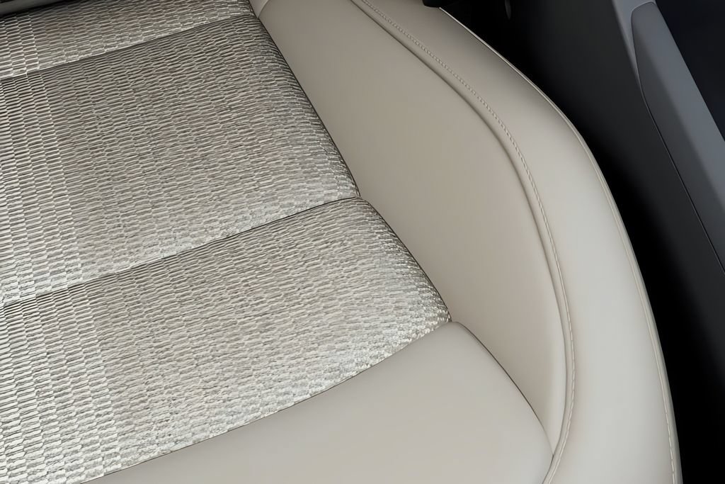 New 2026 Kia Niro EX FWD image 25