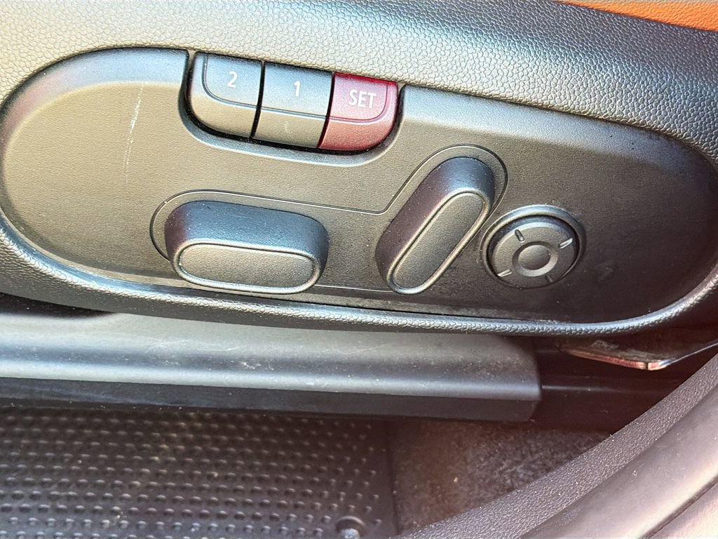 Used 2024 MINI Cooper Countryman S w/ Premium Package image 25