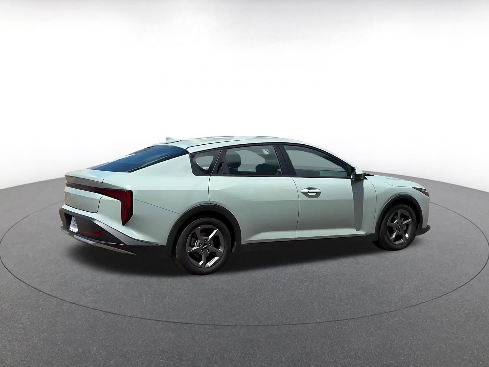 Used 2025 Kia K4 FWD image 14