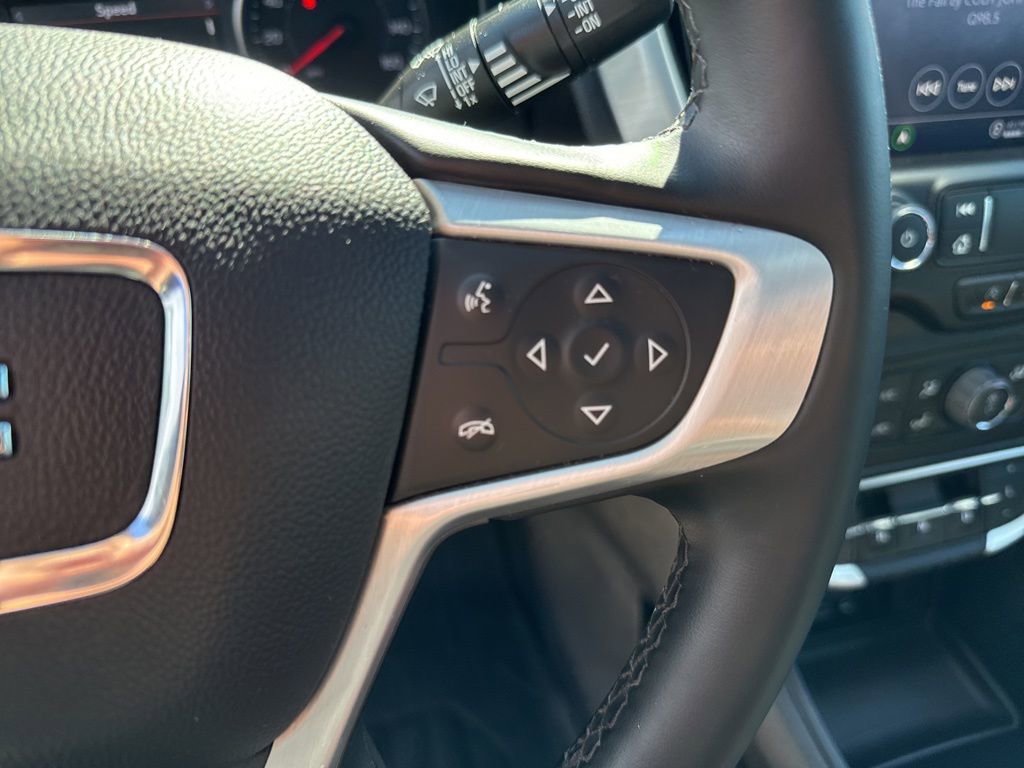 Certified 2024 GMC Terrain SLT w/ Infotainment Package II image 45
