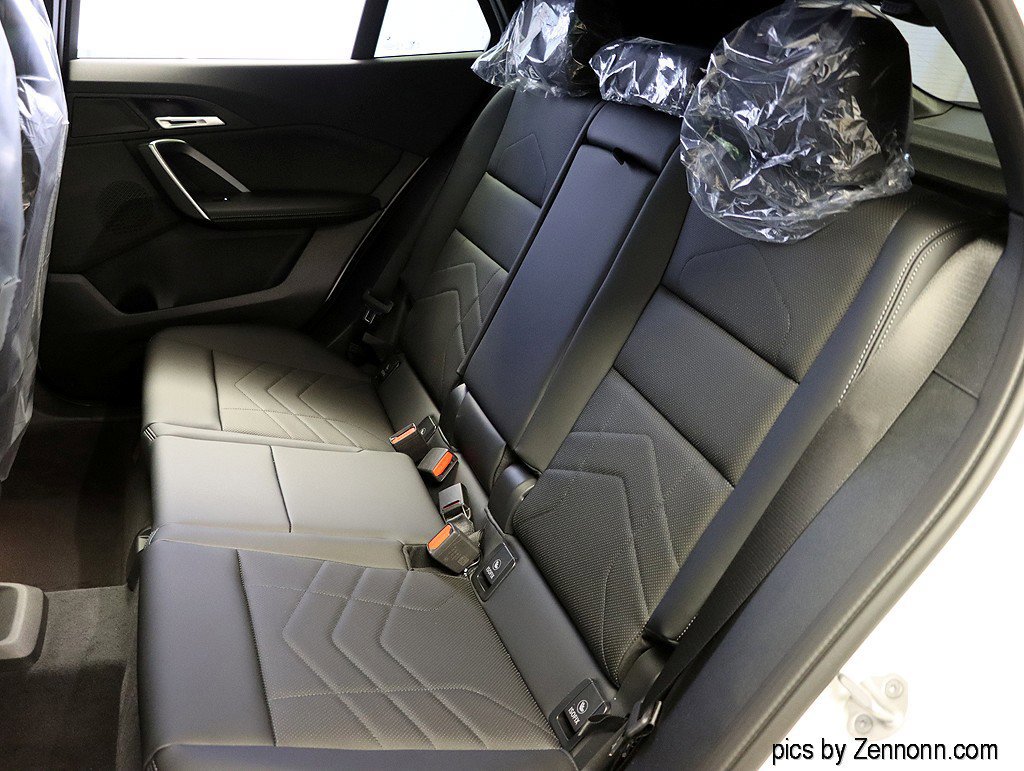 Used 2026 BMW X2 xDrive28i image 16