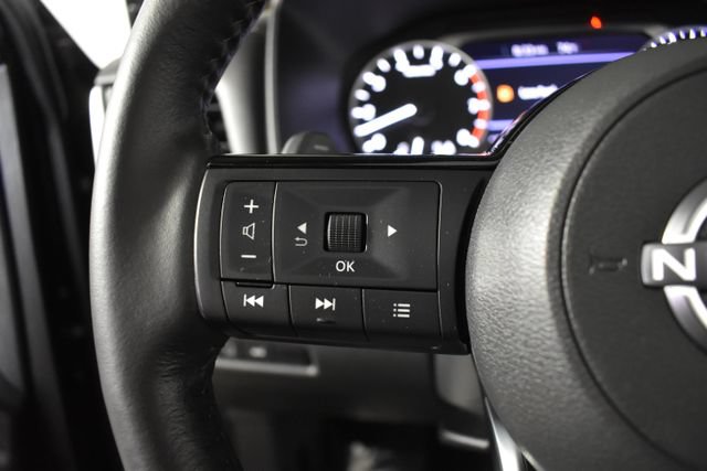 Certified 2023 Nissan Rogue SV w/ SV Premium B Package AWD/4WD image 16