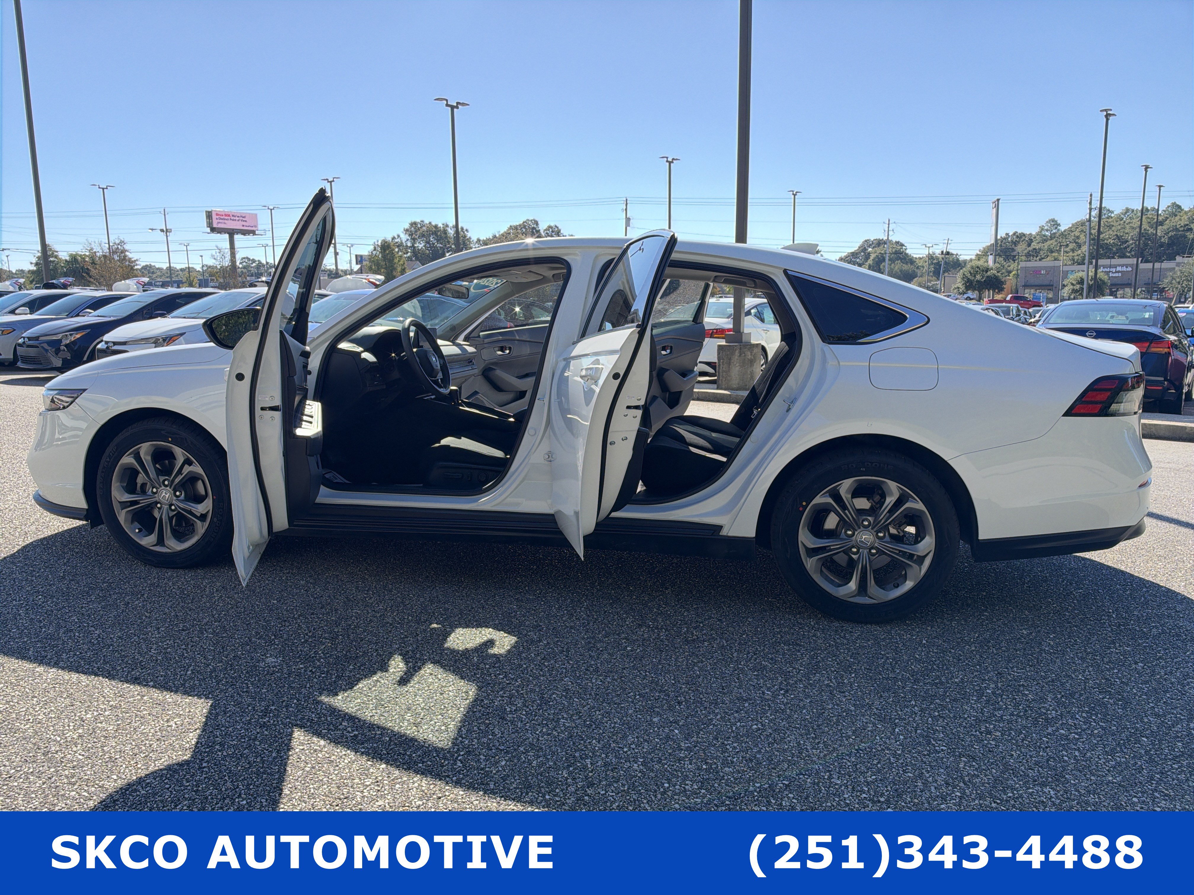 Used 2024 Honda Accord EX image 31