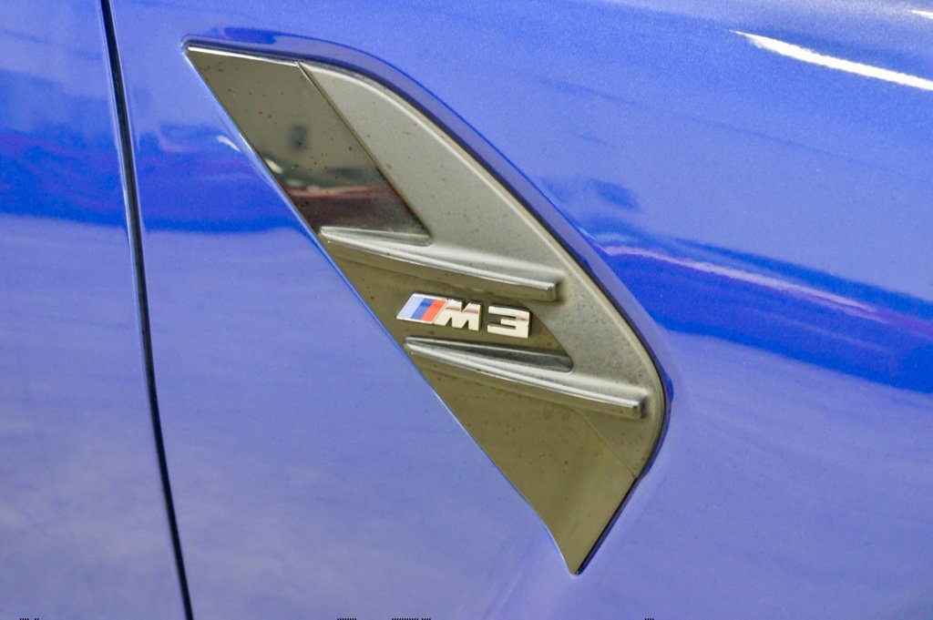 Used 2023 BMW M3 w/ M Carbon Exterior Package RWD image 29