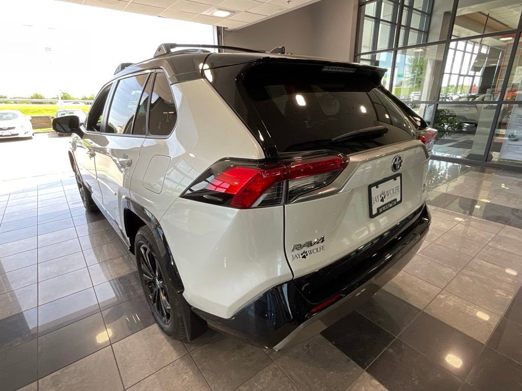 Used 2024 Toyota RAV4 XSE w/ Advanced Technology Package AWD/4WD image 5