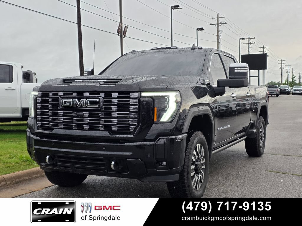 Used 2025 GMC Sierra 2500 Denali Ultimate w/ Max Trailering Package AWD/4WD image 3