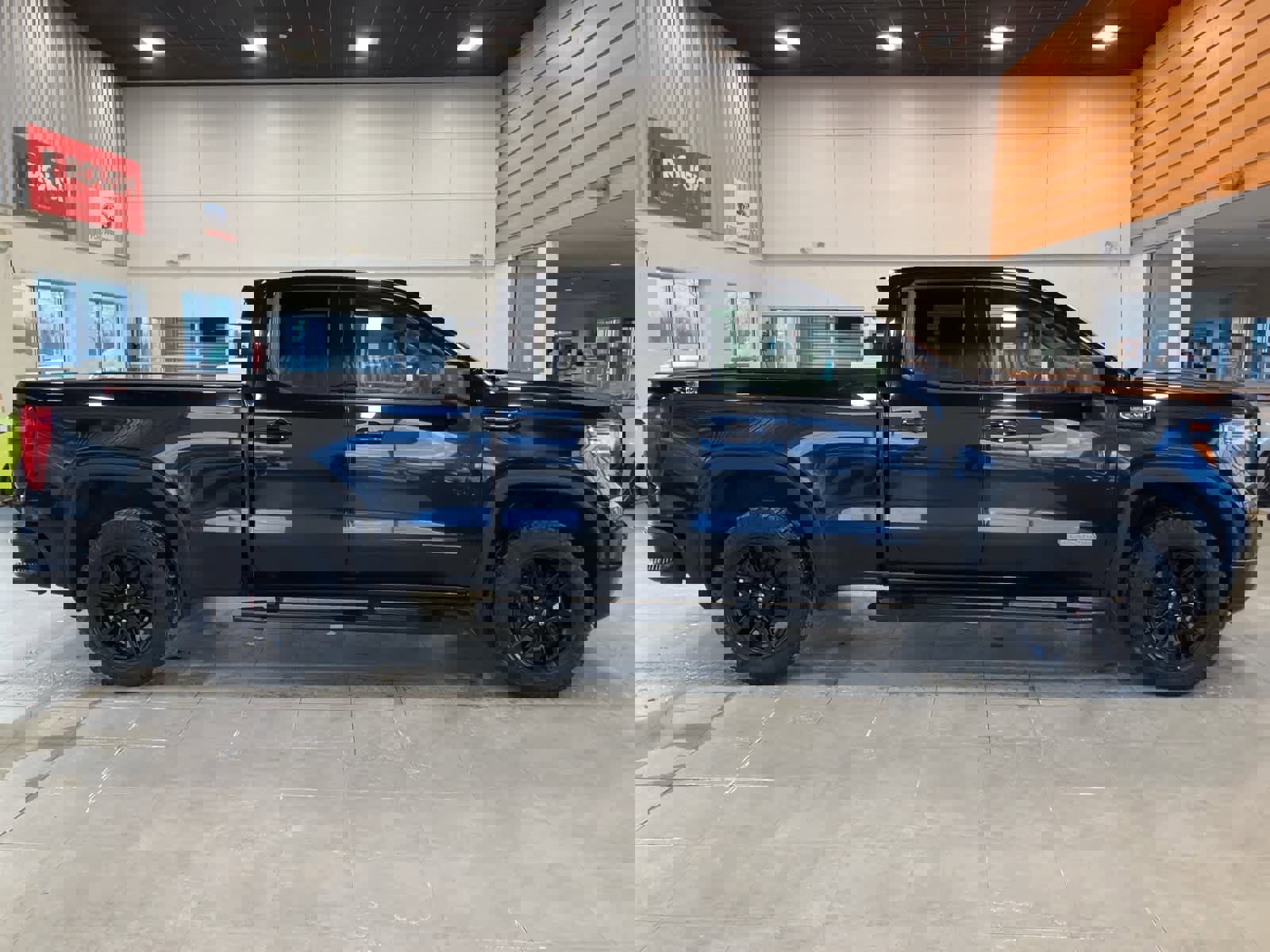 Used 2019 GMC Sierra 1500 Elevation image 4