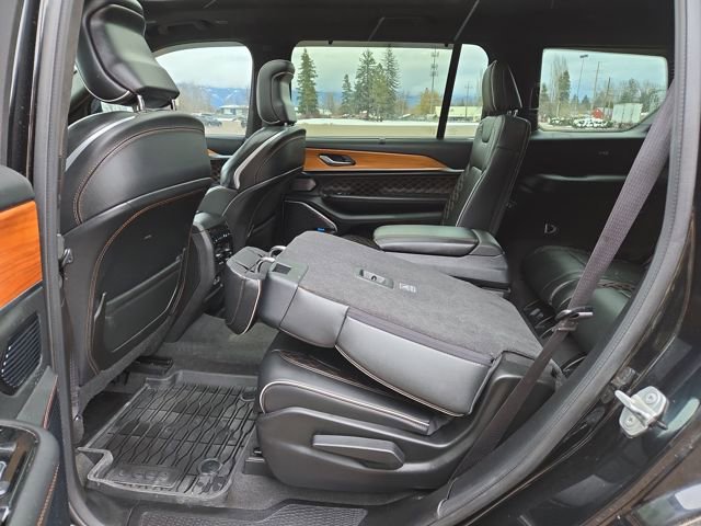 Used 2021 Jeep Grand Cherokee L Summit image 32