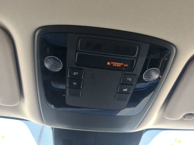 Used 2024 Kia Carnival LX image 24